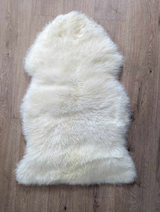 Natural Single Sheepskin Rug