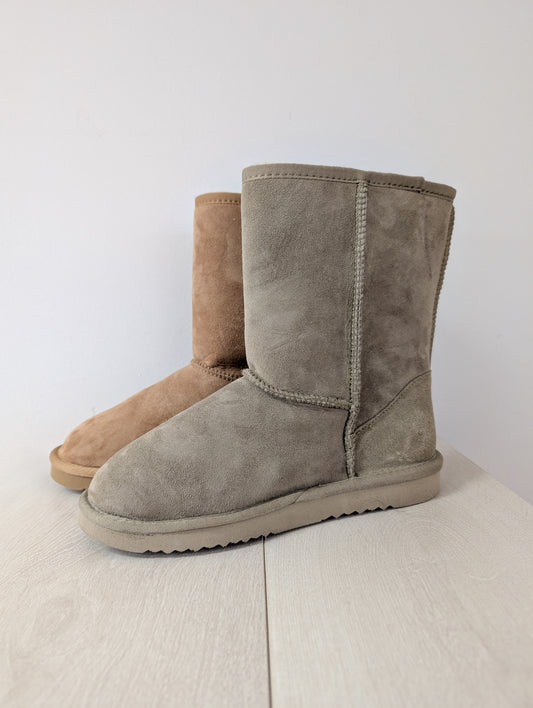 NEW Jodie Ladies Plain Sheepskin Boot